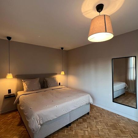 Appartement Brussels Expo ストロンベーク・ベーフェル エクステリア 写真