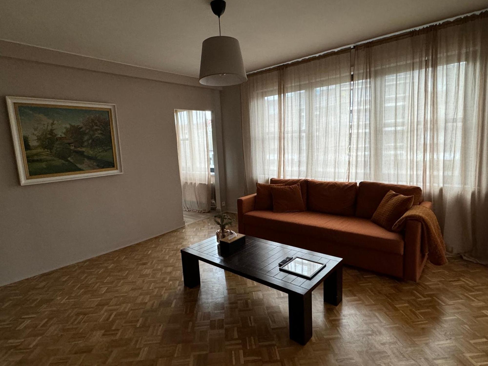 Appartement Brussels Expo ストロンベーク・ベーフェル エクステリア 写真